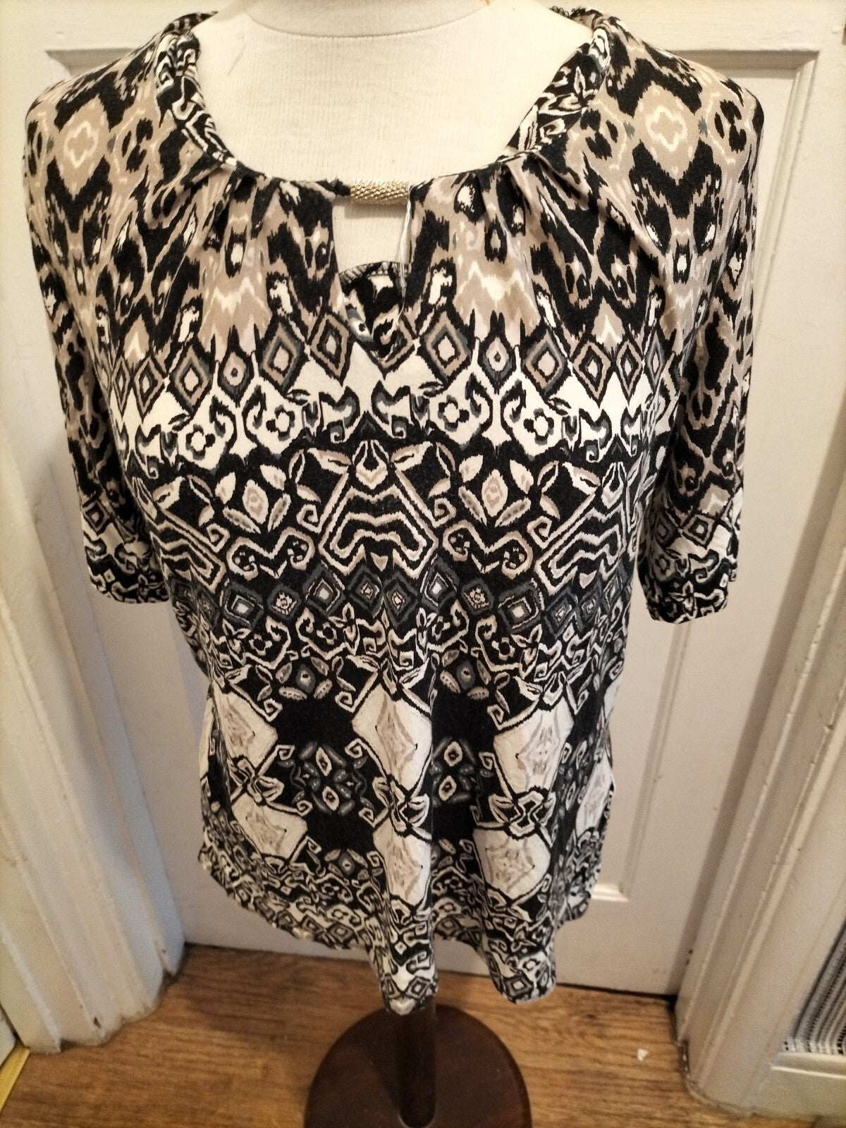 Ladies Unbranded 12 Black Beige Aztec 3/4 Sleeve Blouse