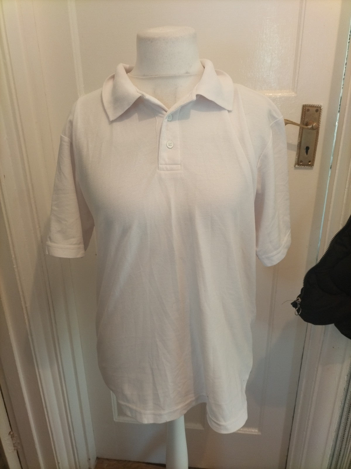 Mens Woodbank Size Medium White Short Sleeved Polo