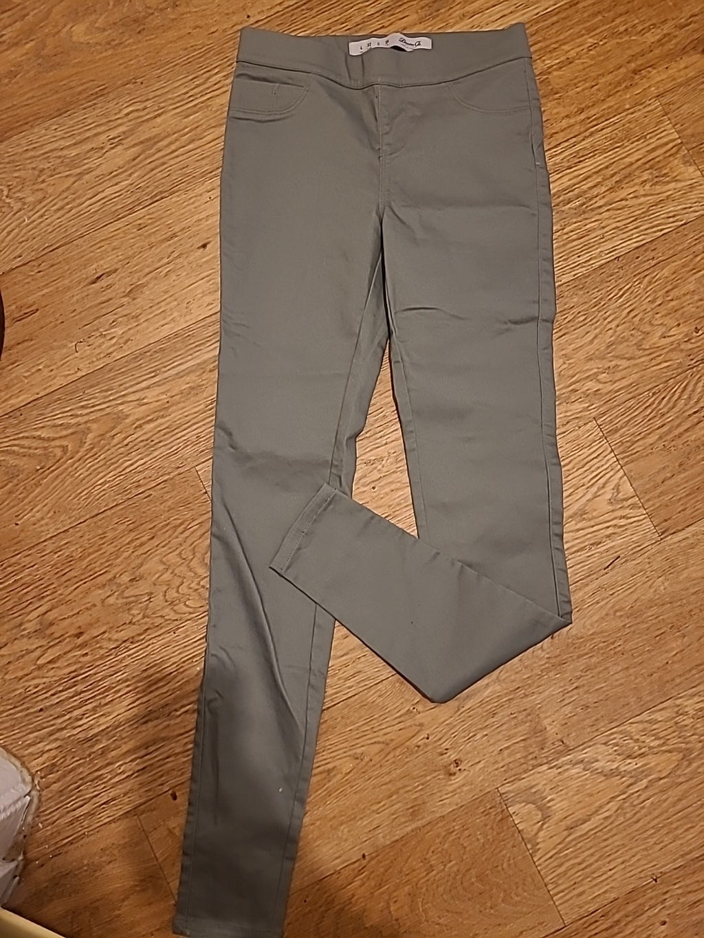 Ladies Denim&Co Size 4 Khaki Jeggings