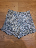 Ladies New Look Size 6 Blue And Black Floral Shorts