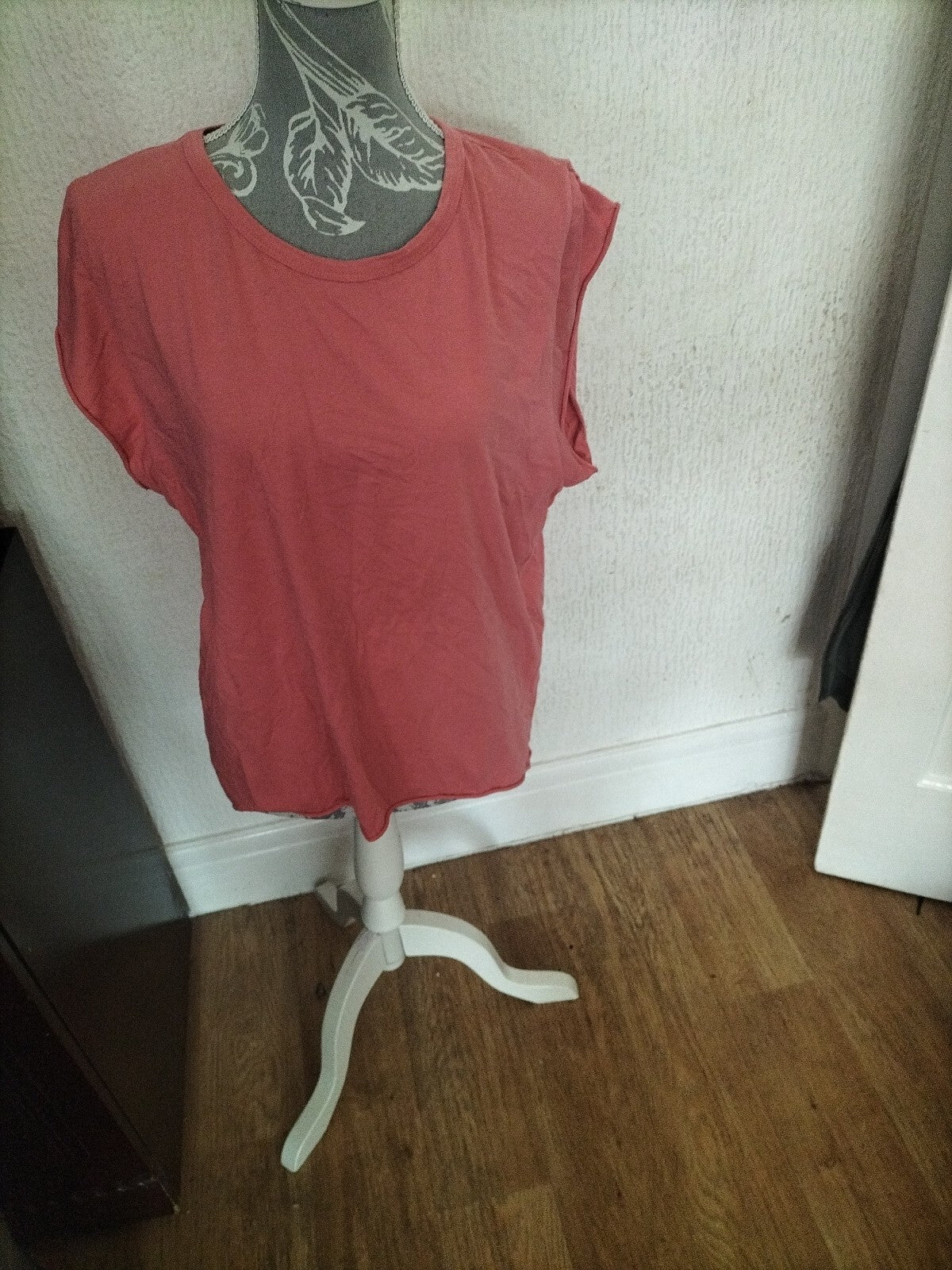 Ladies New Collection Size Medium Pink Tshirt