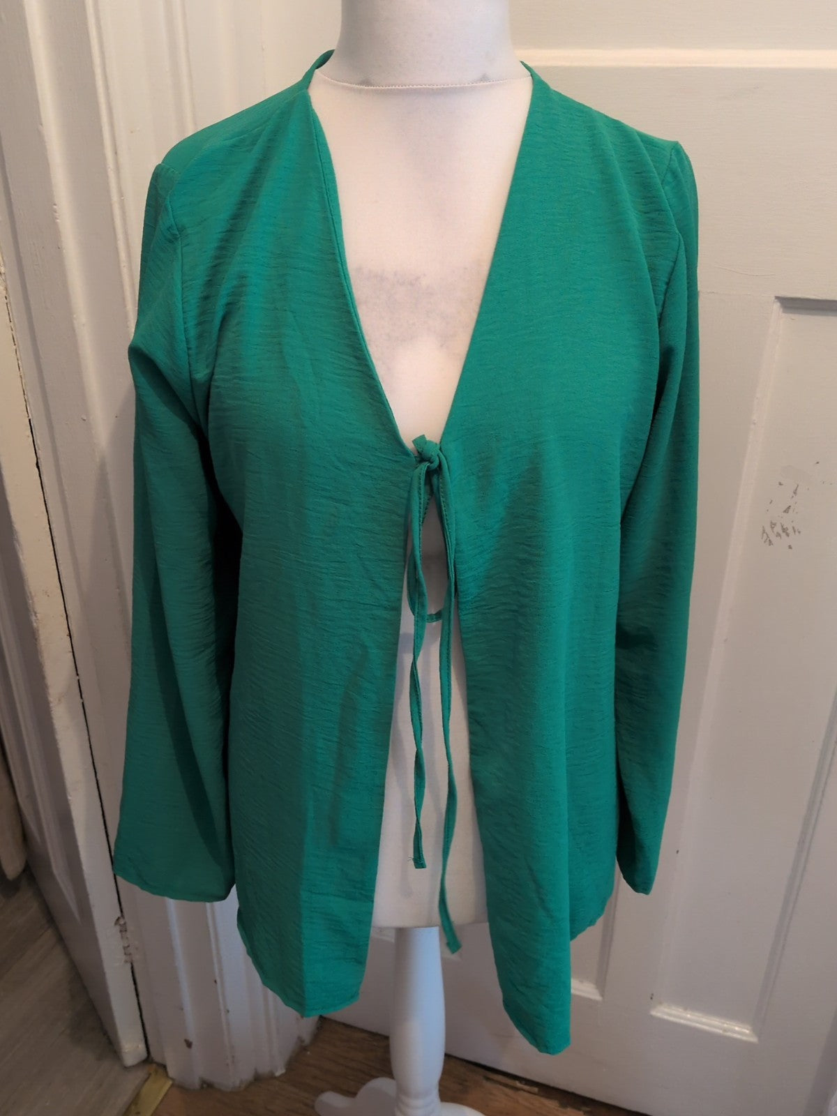 Boohoo 14 Green Long Sleeve Front Tie Open Blouse