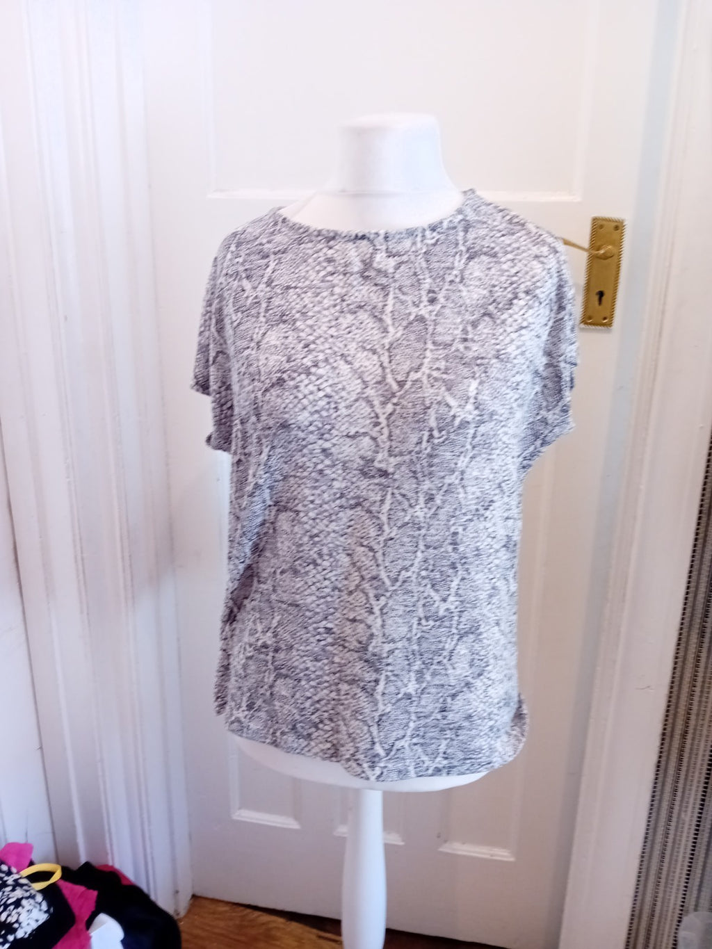 Tu 12 Navy Grey And White Short Sleeve Blouse