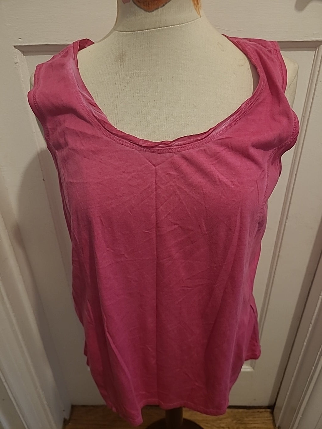 Ladies Creation Size 16 Hot Pink Sleeveless Tank Vest Tshirt