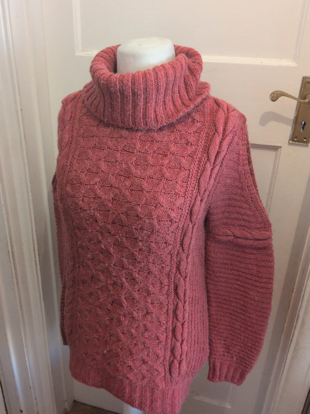 Ladies Tu Size 14 Deep Pink Knit High Neck Long Sleeve Jumper