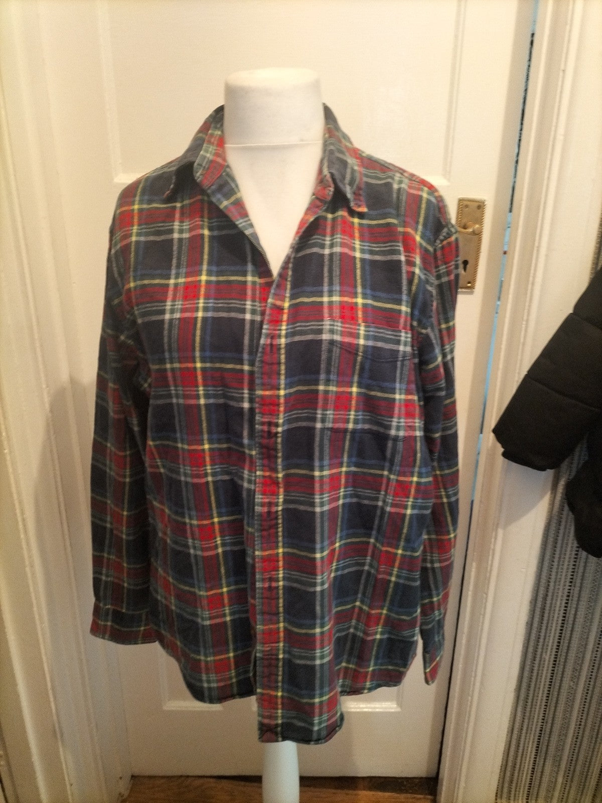 Mens Lands End Size L Green/Red Check Long Sleeved Shirt