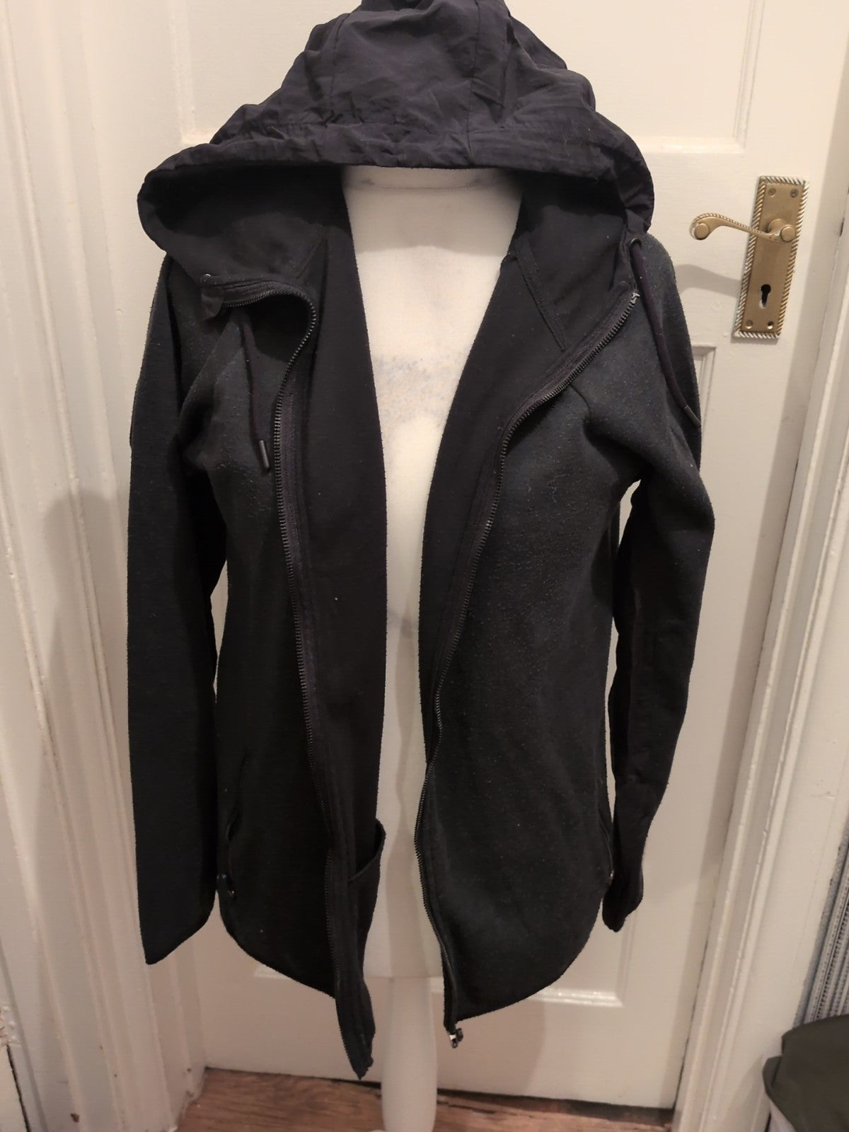 Primark Large Black And Dark Teal Zipped Hoodie Bobbling