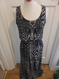 Ladies M/L Black Beige Sleeveless Long Dress