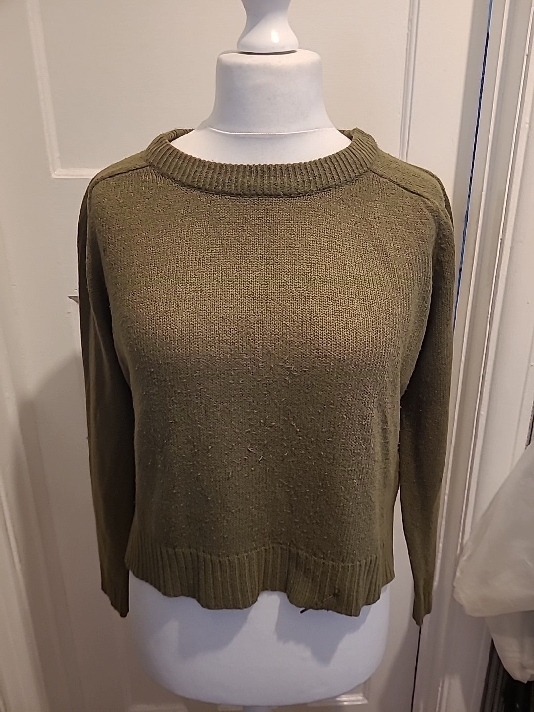 Ladies Divided Size M Khaki Long Sleeved Jumper Bobbling