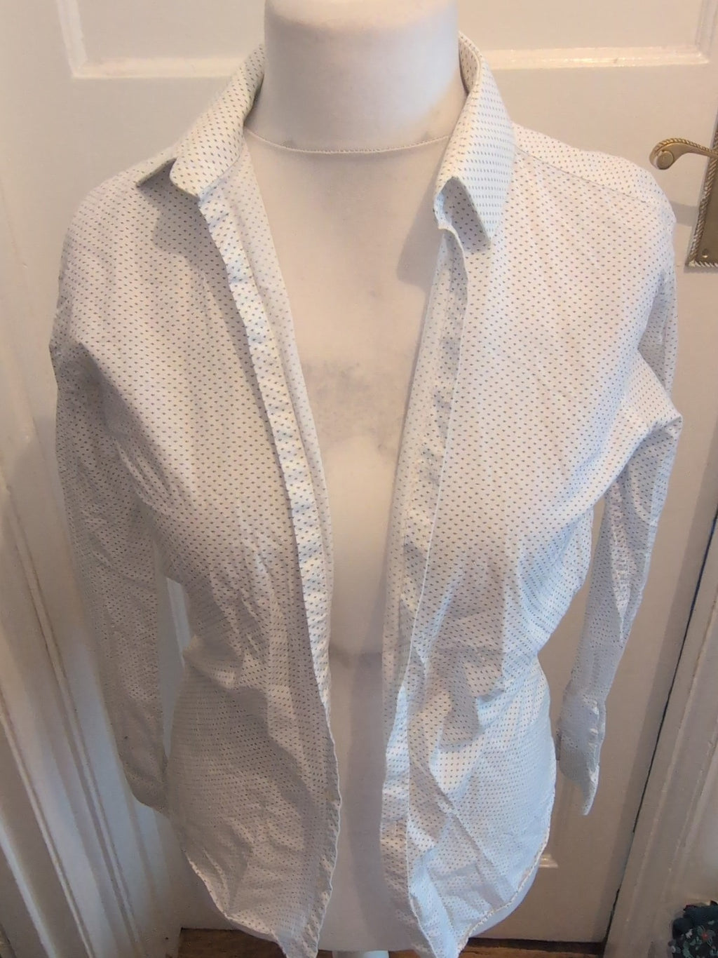 Cedarwood State 15" Slim Fit White With Navy Pattern Shirt Long Sleeve