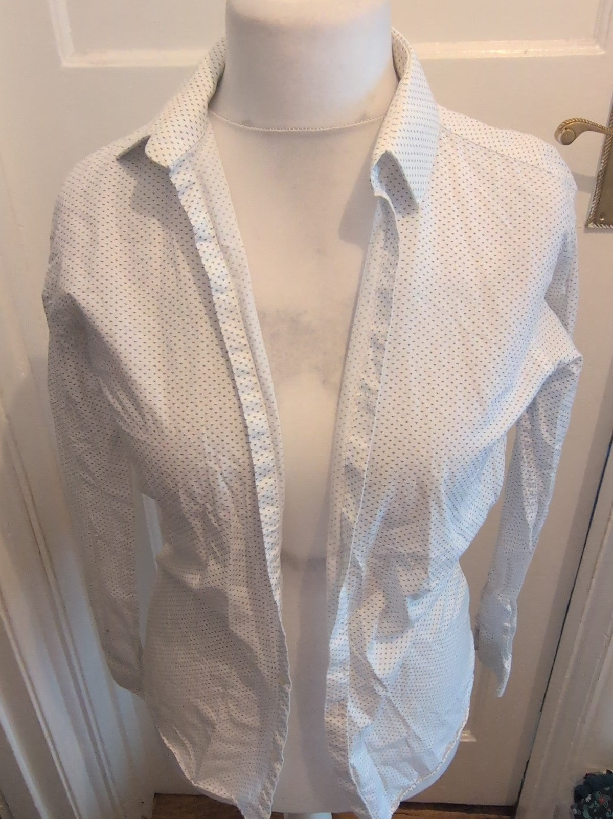 Cedarwood State 15" Slim Fit White With Navy Pattern Shirt Long Sleeve