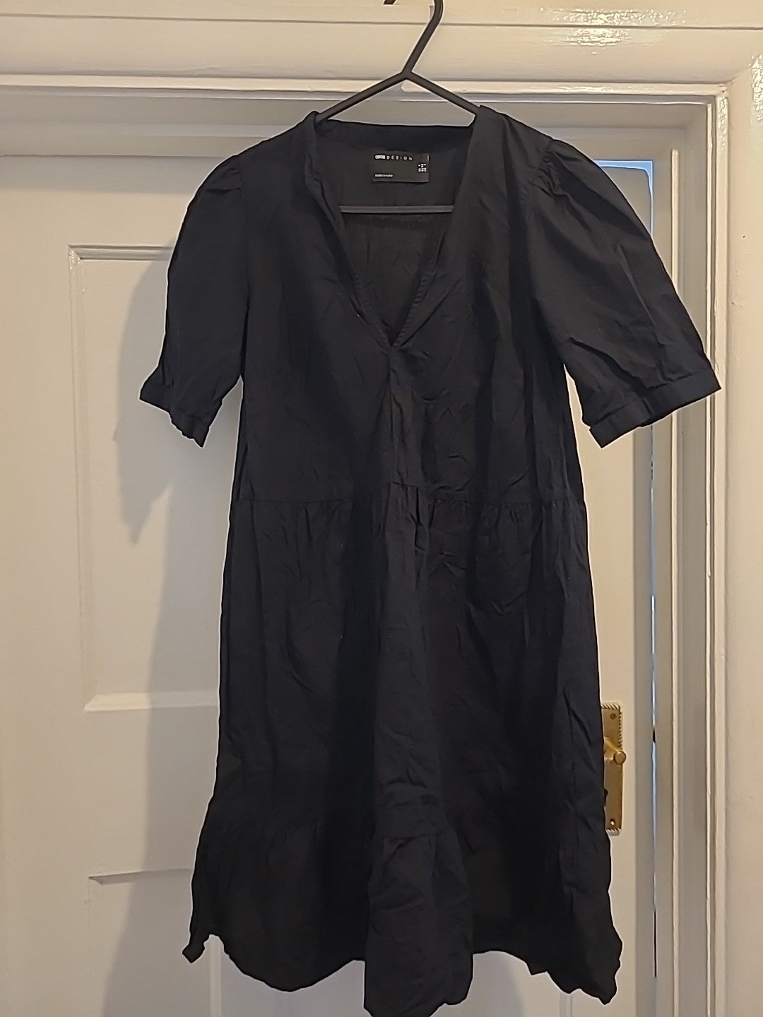 Ladies Asos Size 6 Black Short Sleeved Short Dress