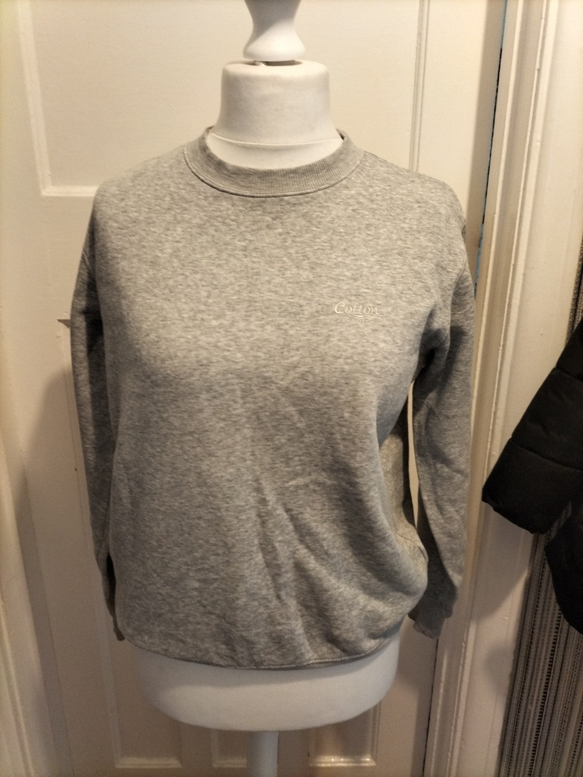 Ladies Cotton Traders Size Small Grey Long Sleeved Pullover Jumper