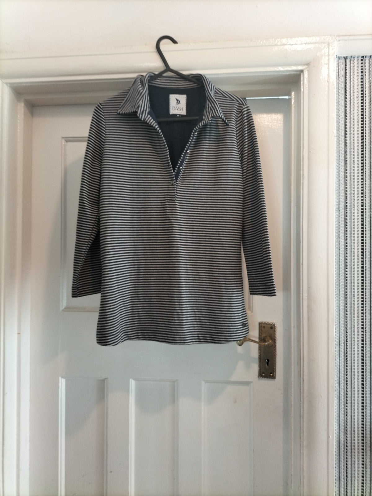 Ladies Long Sleeved Top Size 10 Dash