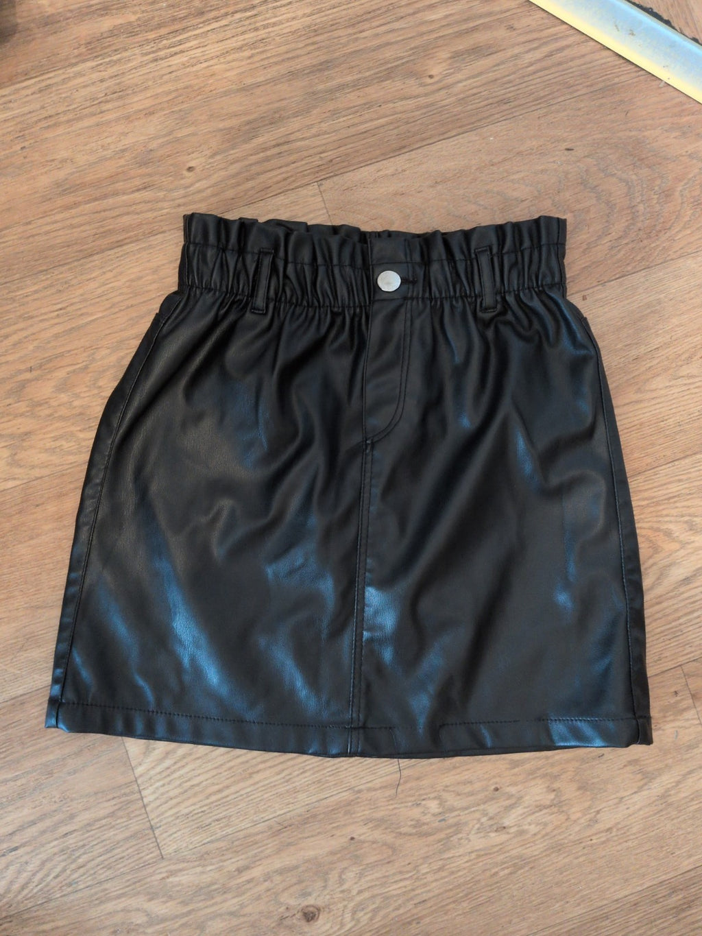 Girls H&M 9-10 Years Black Pleather Skirt
