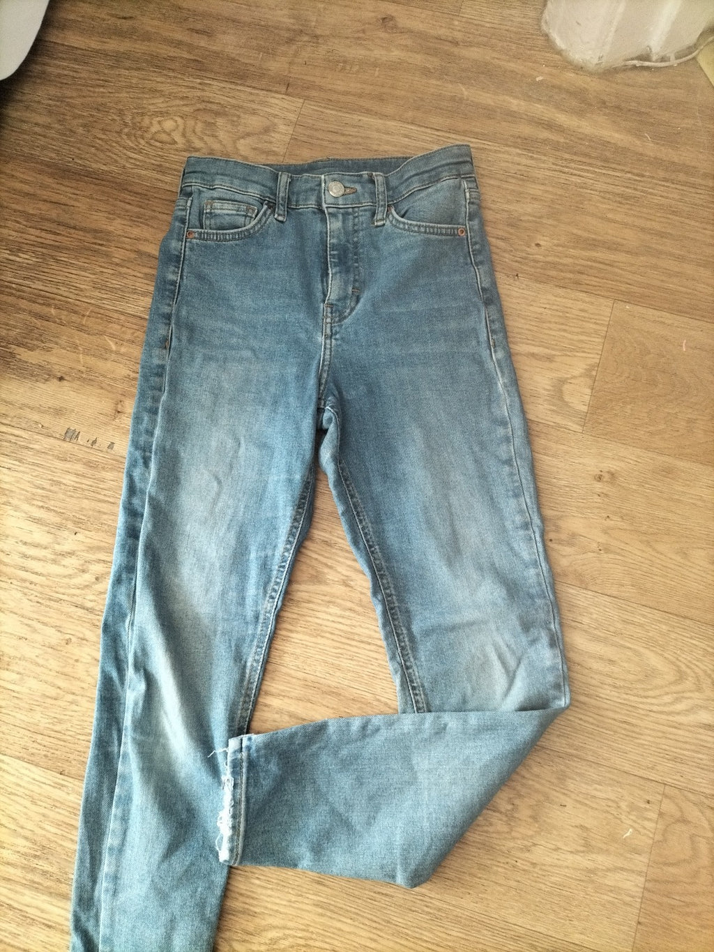 Ladies Topshop Size 26x30 Denim Jeans