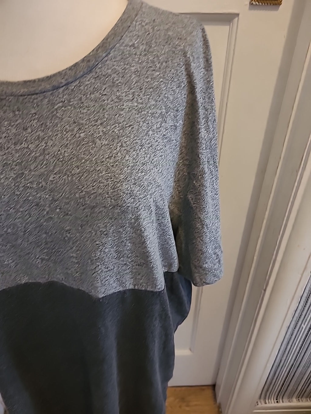 Mens Tu Size 2xl Two Tone Grey Short Sleeved Tshirt
