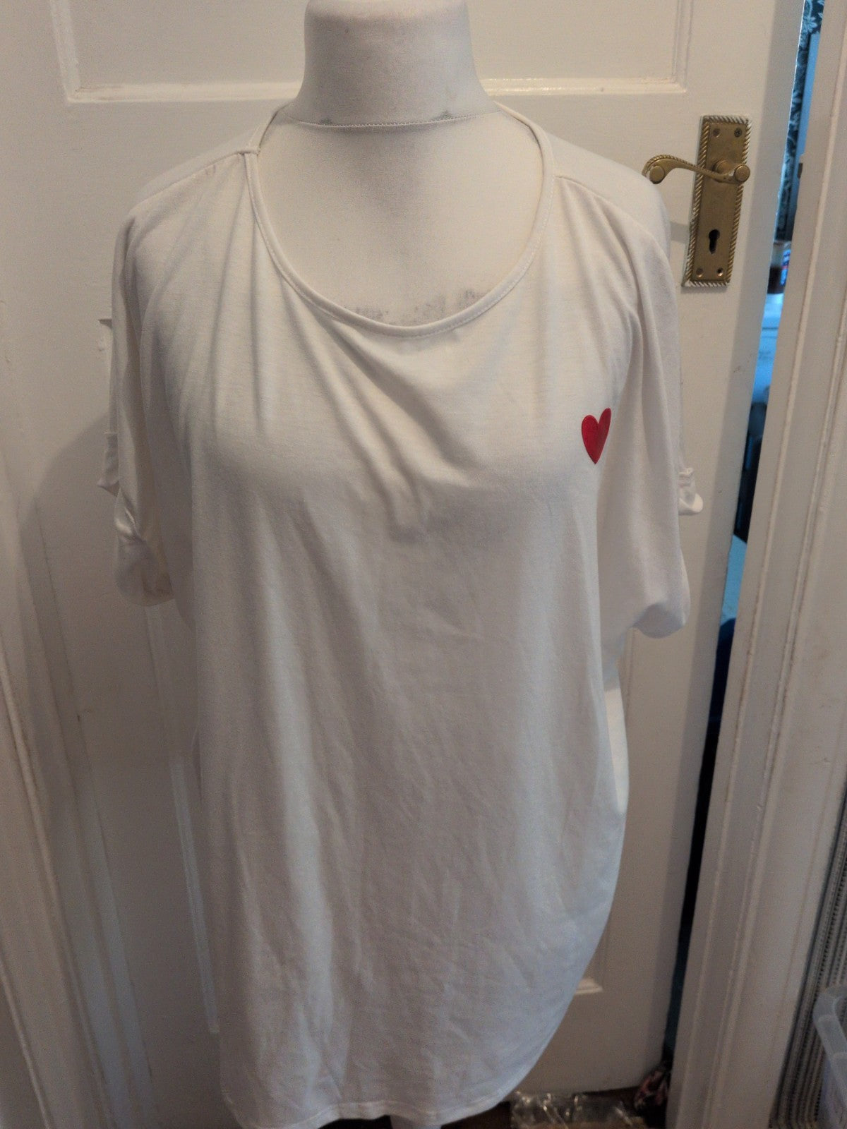 Shein 4XL White With A Red Love heart Short Sleeve T-shirt