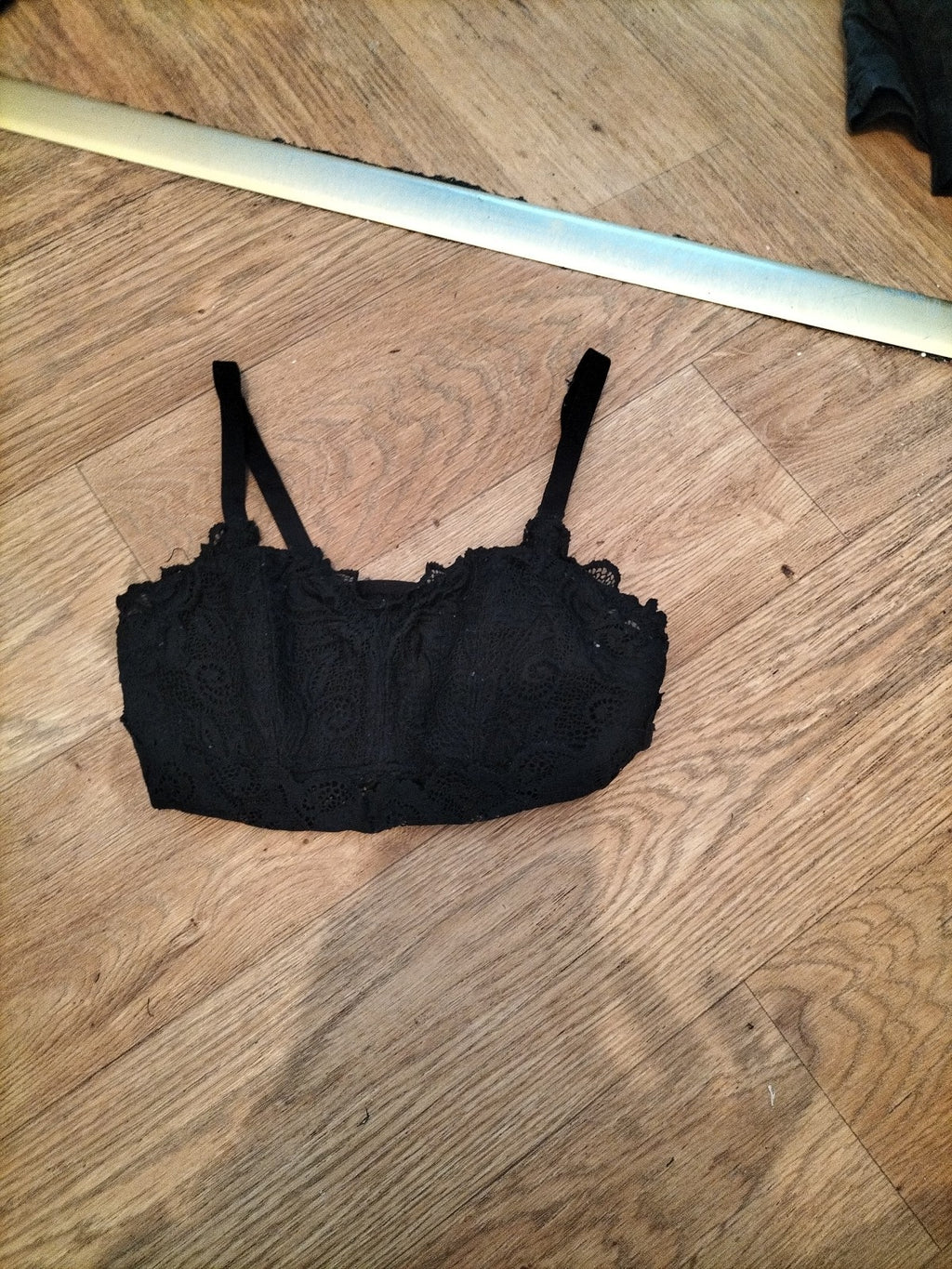 Tu 10 Black Lace Slight Padded Bralette