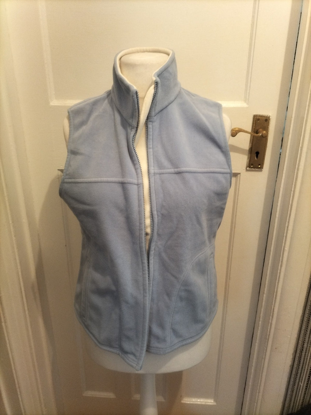 Ladies Marks And Spencer Size 14 Cornflower Sleeveless Zip Through