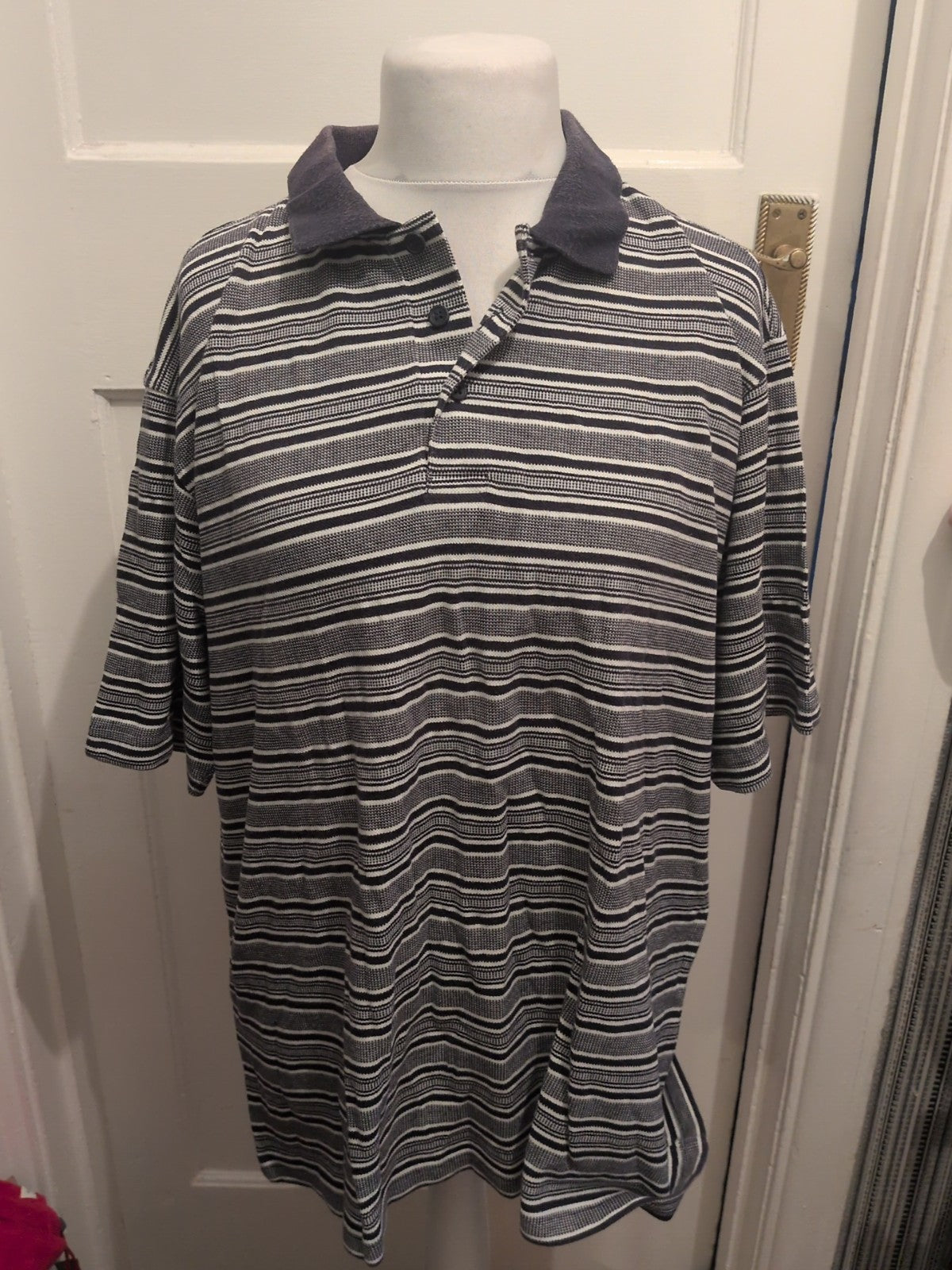 Marks And Spencer XL Navy And White Short Sleeve Polo Patterned