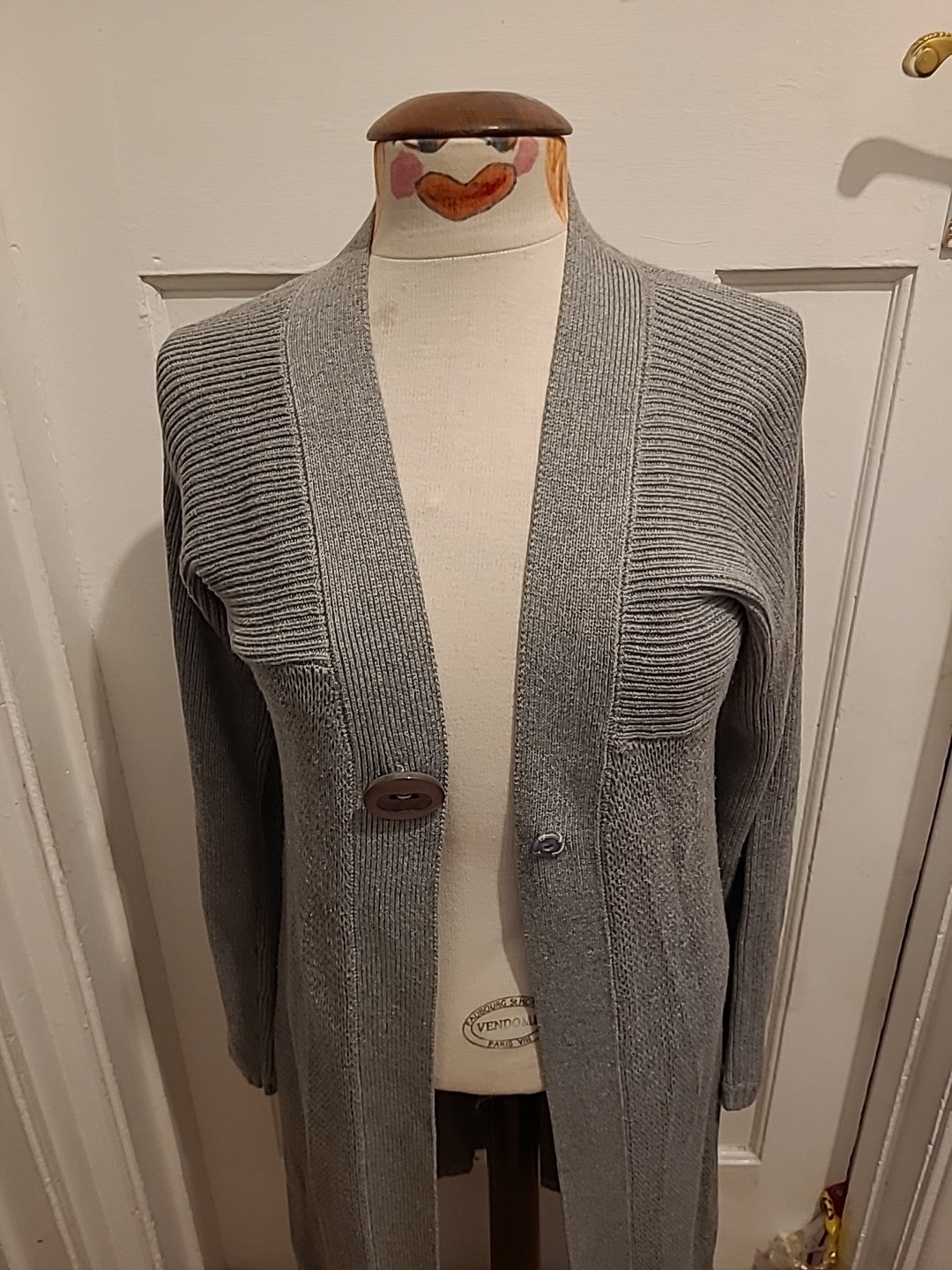 Ladies Jackpot Size Small Grey Long Sleeved Cardigan