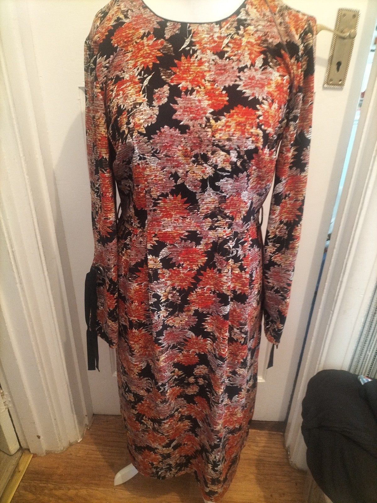 Ladies Primark Size 12 Black/Orange/Red Floral Long Sleeved Dress