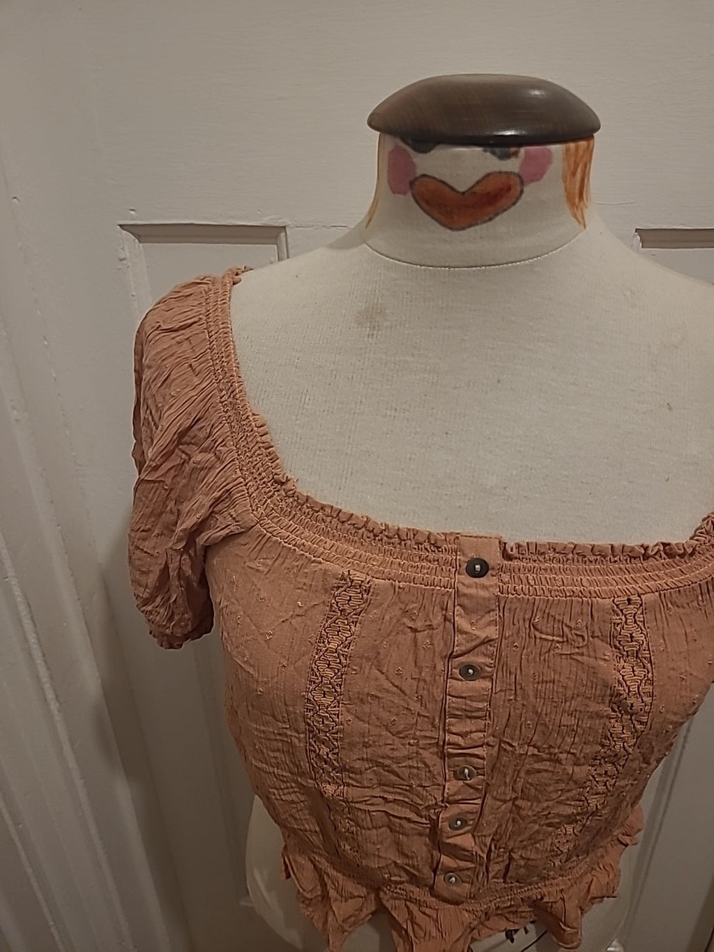 Ladies Primark Size 8 Nude Elasticated Short Sleeved Tshirt