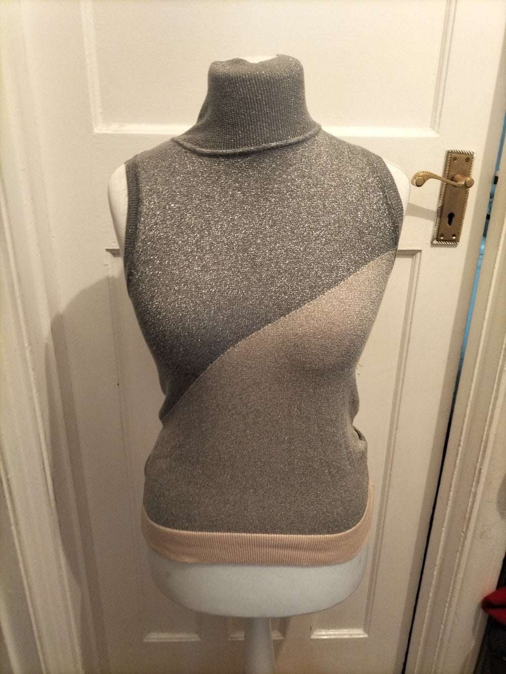Ladies River Island Size 10 Silver Shimmer Sleeveless Top