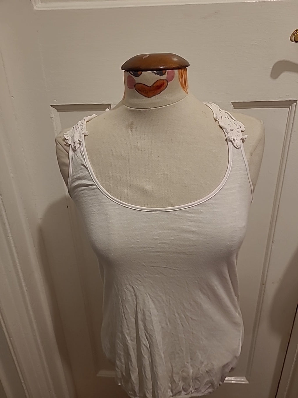 Ladies New Look Size 8 White Sleeveless Blouse