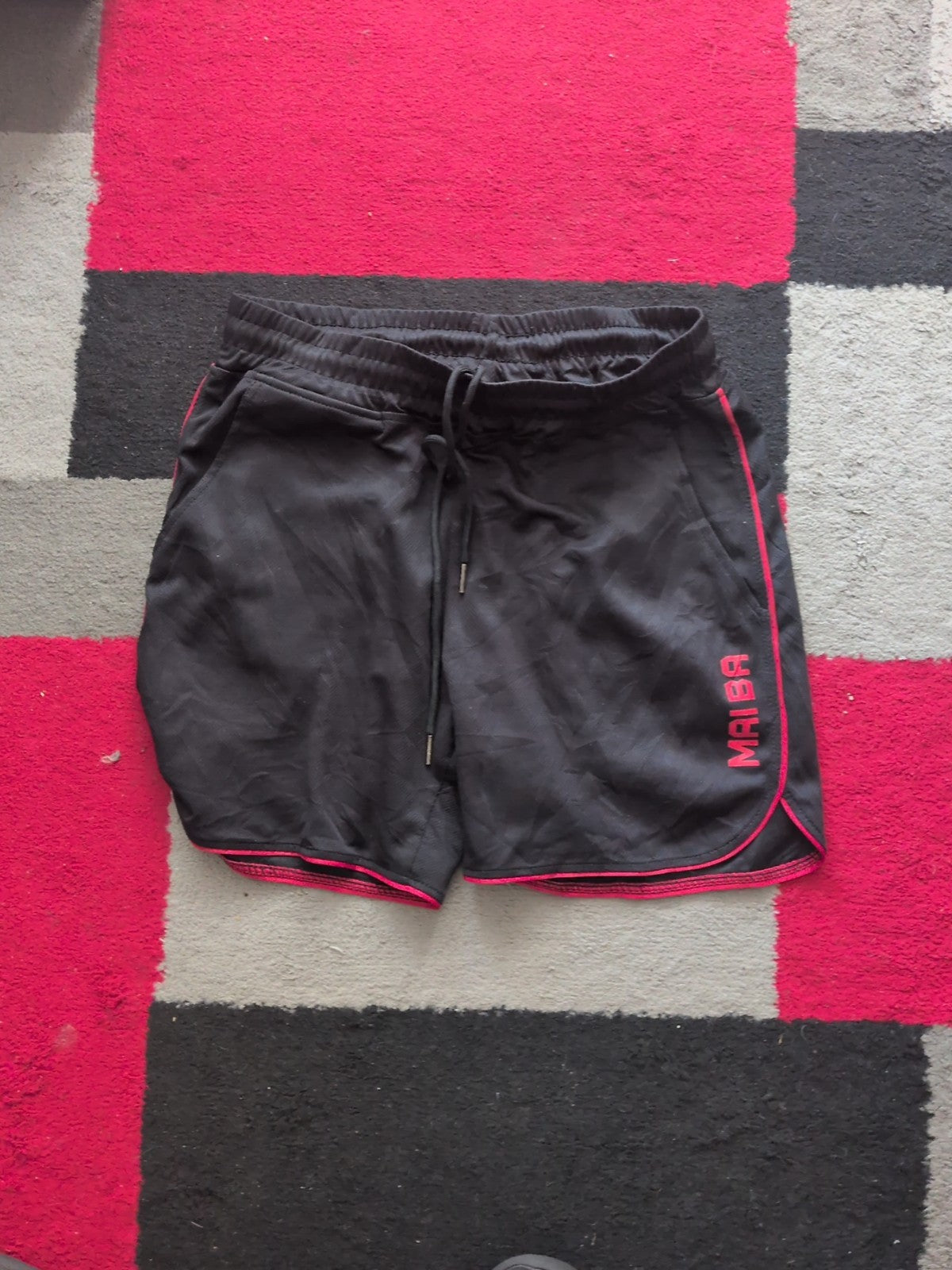 Maiba Medium Black And Red Elasticated Shorts