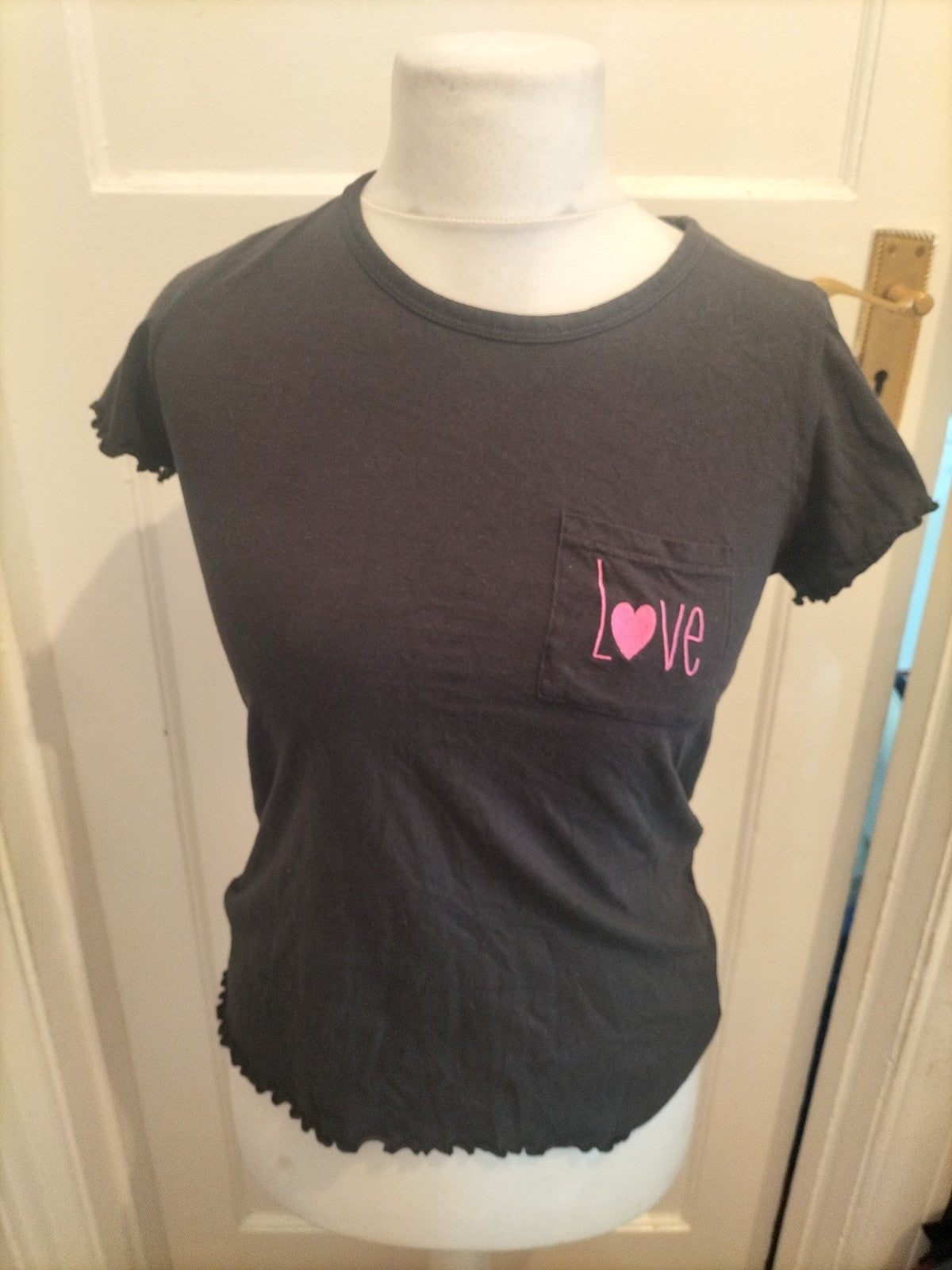 Ladies Love To Dream Size 8-10 Black Love Short Sleeve Pyjama Top
