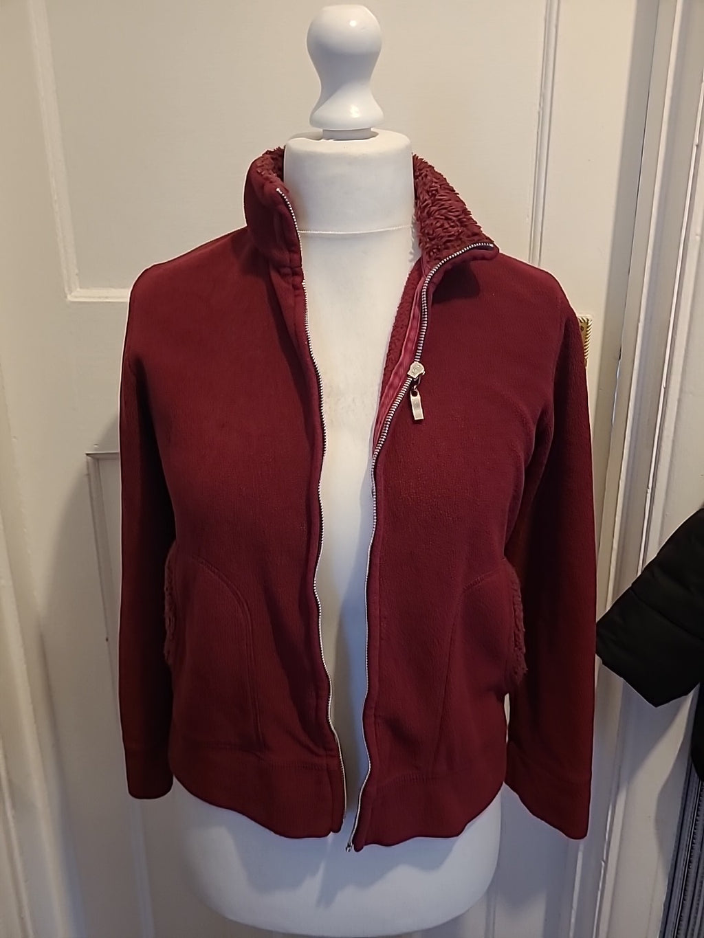 Ladies Papaya Size 10 Deep Purple Zipped Jacket