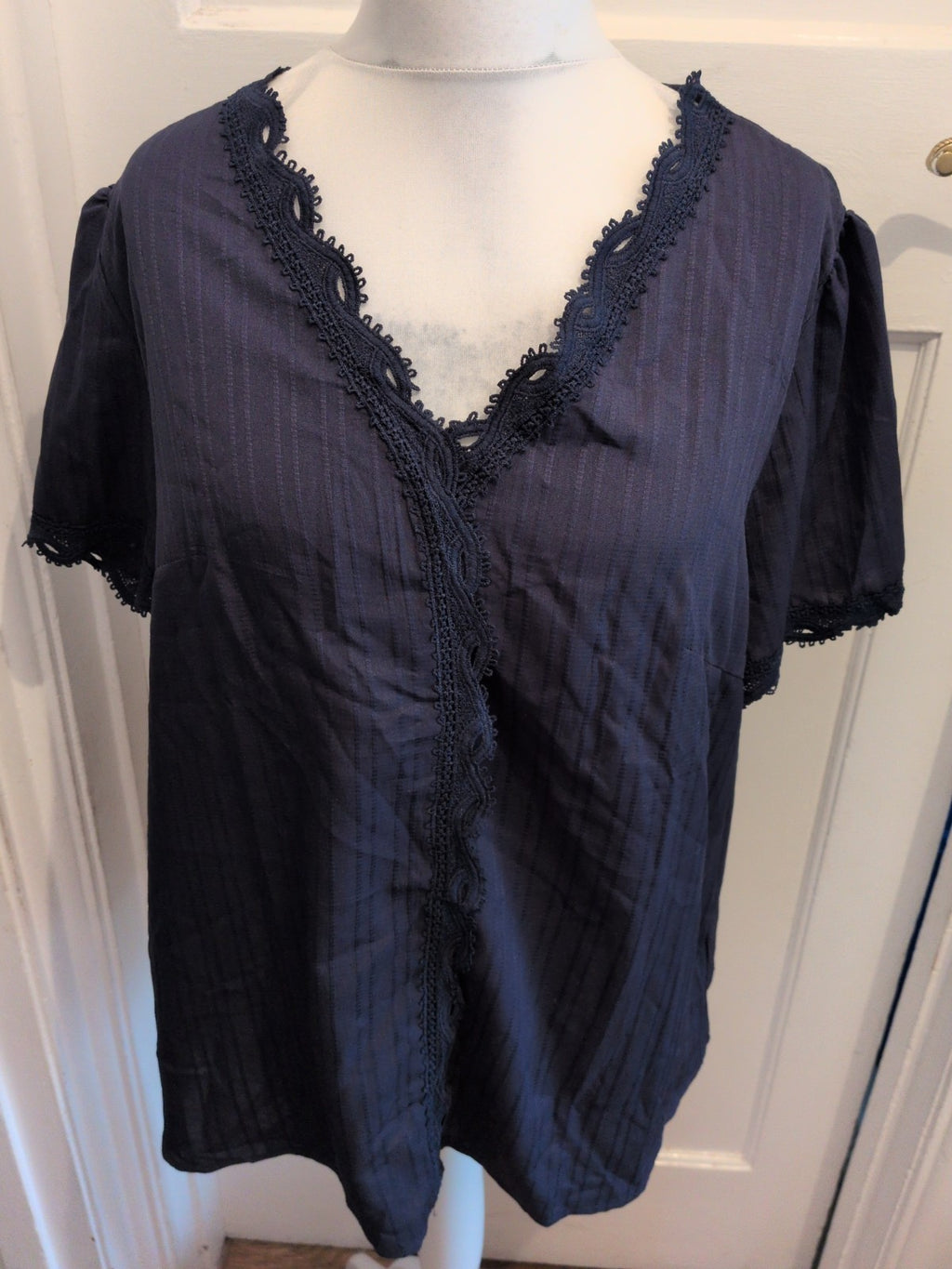 Shein Curve 2XL Navy Short Sleeve Buttoned Blouse