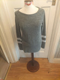 Ladies Size Small Long Sleeved Top Grey
