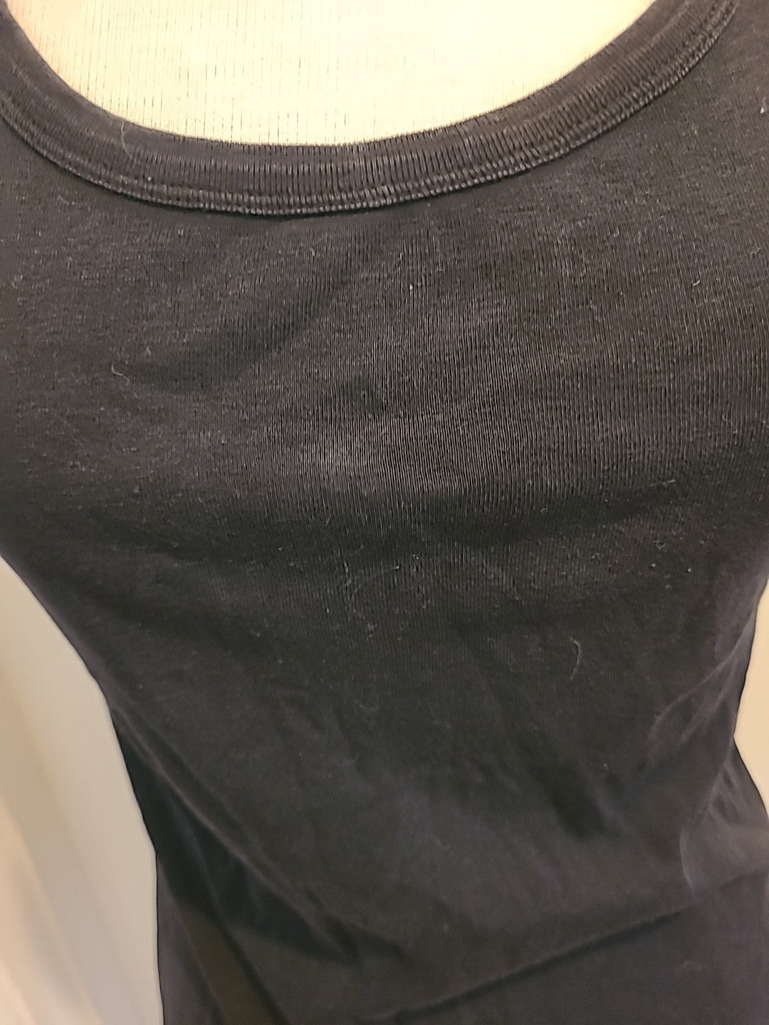 Ladies Tu Size 16 Black Vest Top(Couple Small Marks)