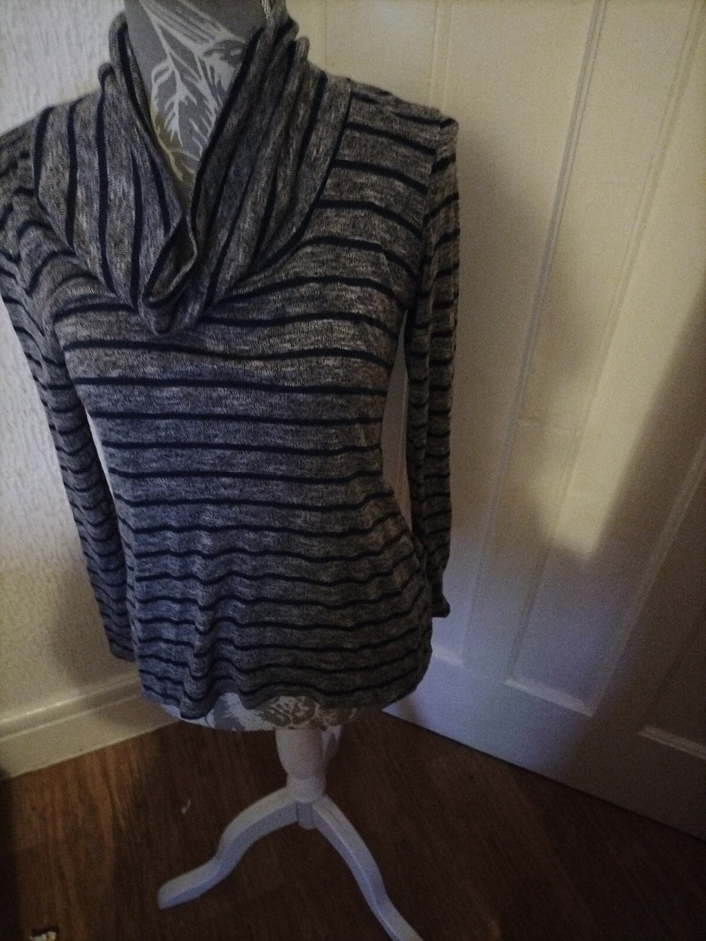 Ladies Size Small Grey/Navy Striped Long Sleeved Blouse