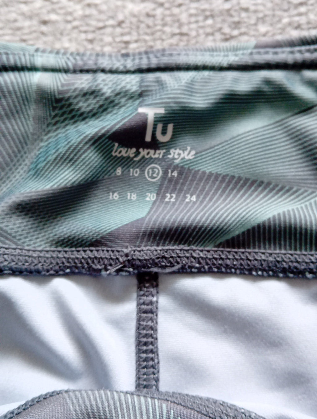 Ladies TU Active Leggings Size 12 Mixed Greens