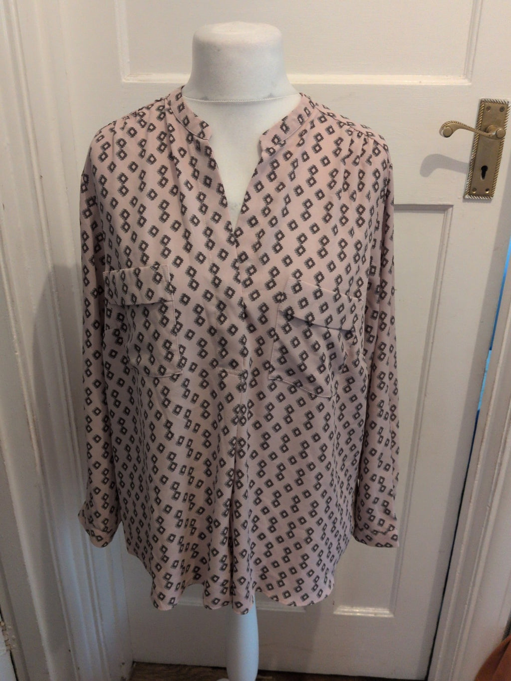 Ben De Lisi 18 Pink Patterned Long Sleeve Blouse