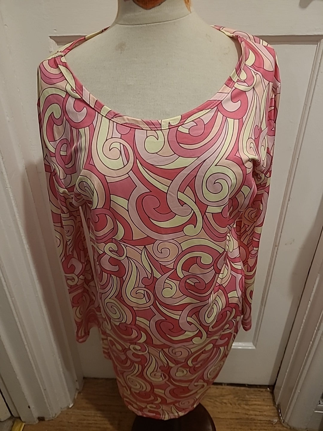 Ladies Size 2XL Pink Multicoloured Long Sleeved Dress