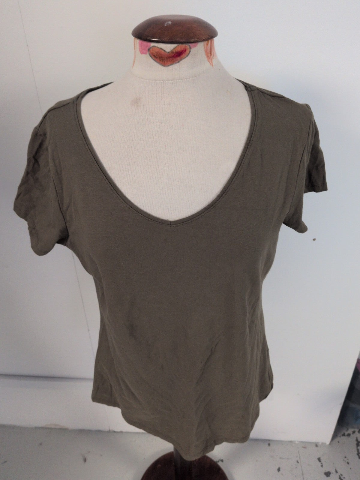 Primark 18-20 Khaki Stretch Vee Short Sleeved