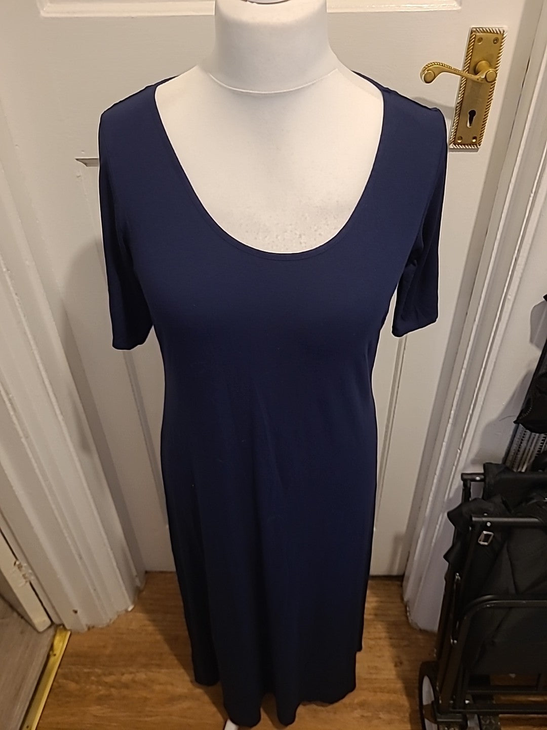 Ladies M&Co Size 14 Navy Long Length Short Sleeved Dress