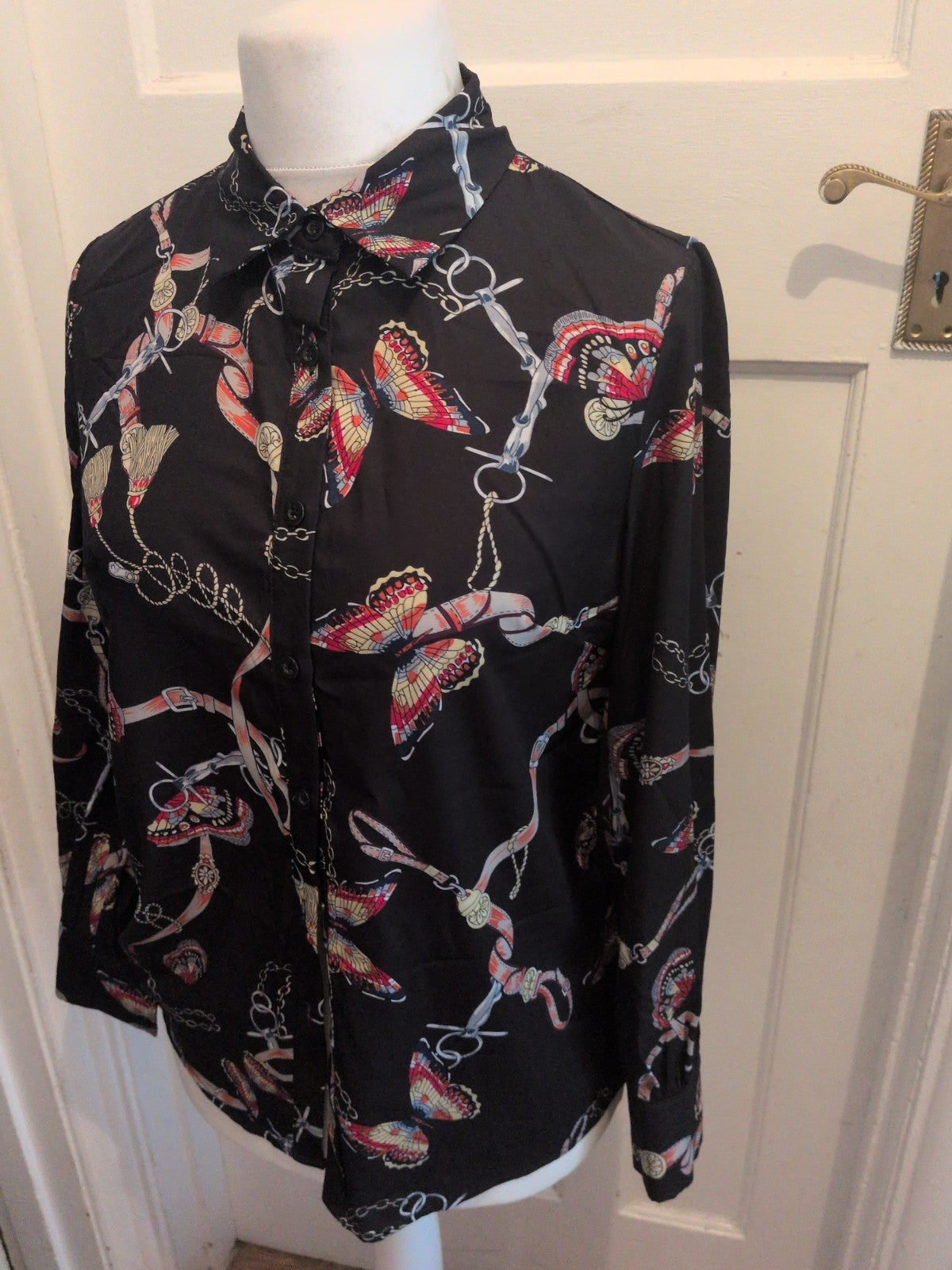 Ladies Long Sleeved Blouse Size Med Shein Black Chain Design