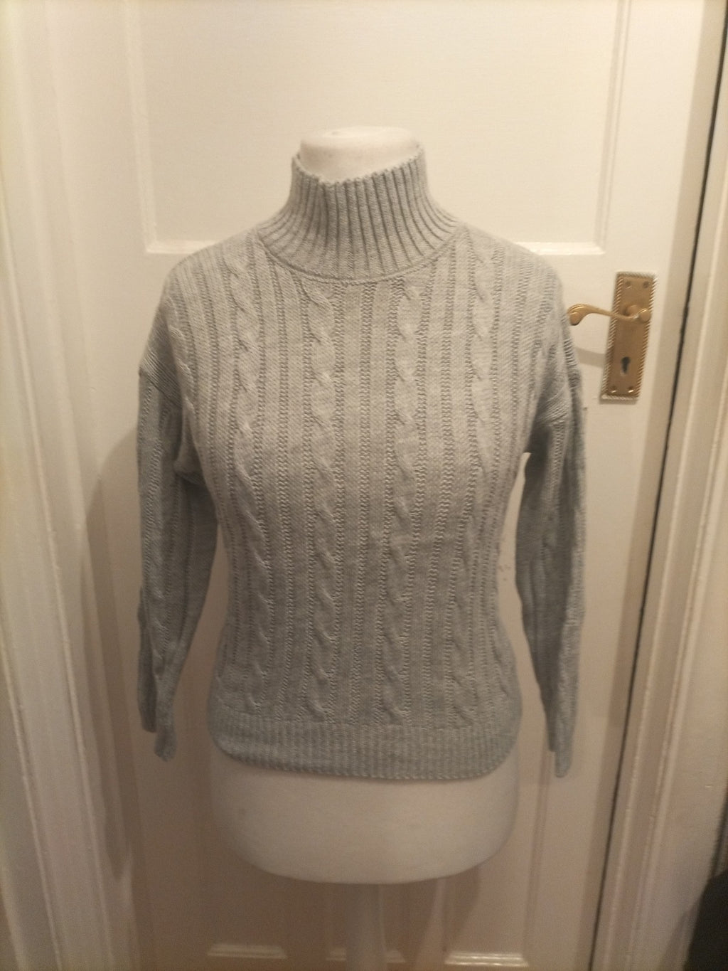 Ladies Lulua London Size Small Grey Knit High Neck Pullover Jumper