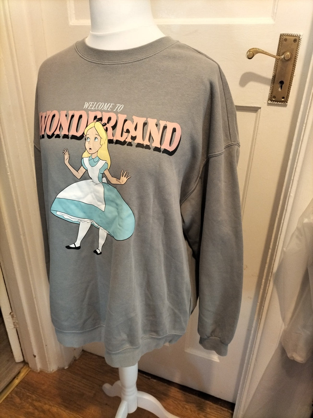 Ladies Divided Size XL "Alice" Taupe Jumper