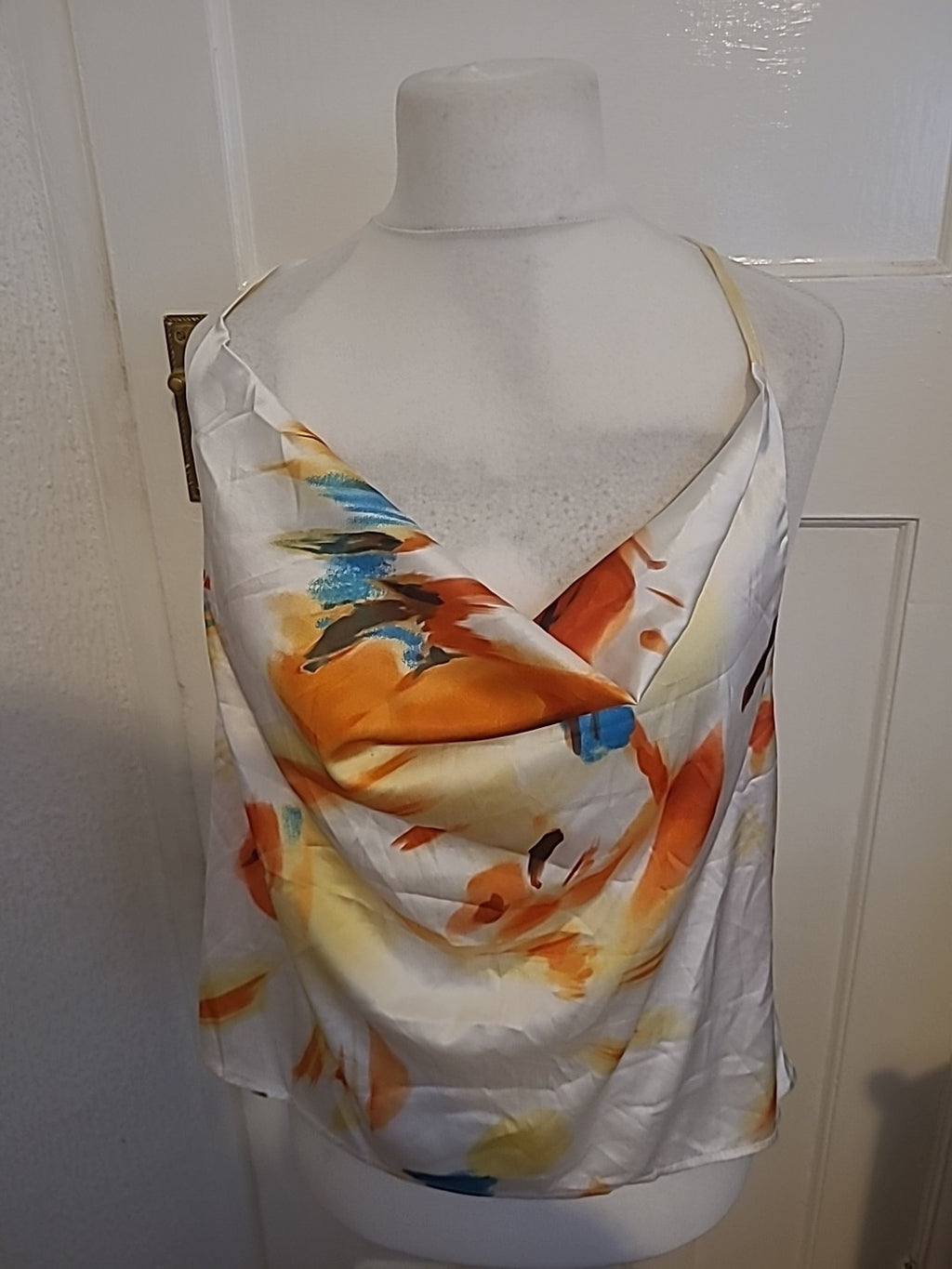 Ladies Shein Size 1XL White Floral Blouse
