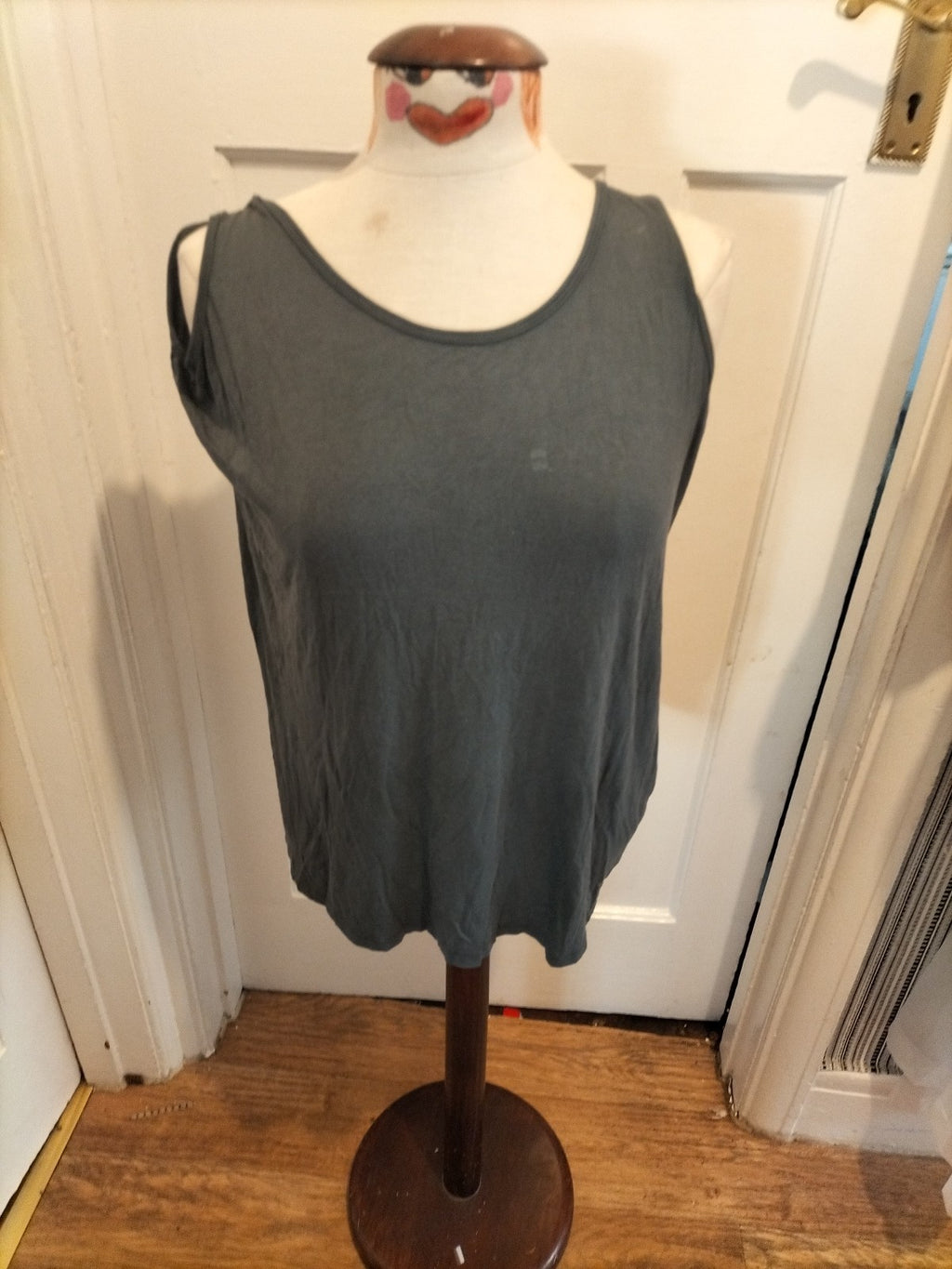 Ladies New Look Size 14 Grey Strappy Back Detail Top