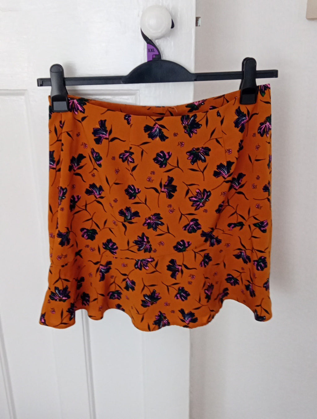 Ladies  Brand New Size 12 Floral Skirt Mustard