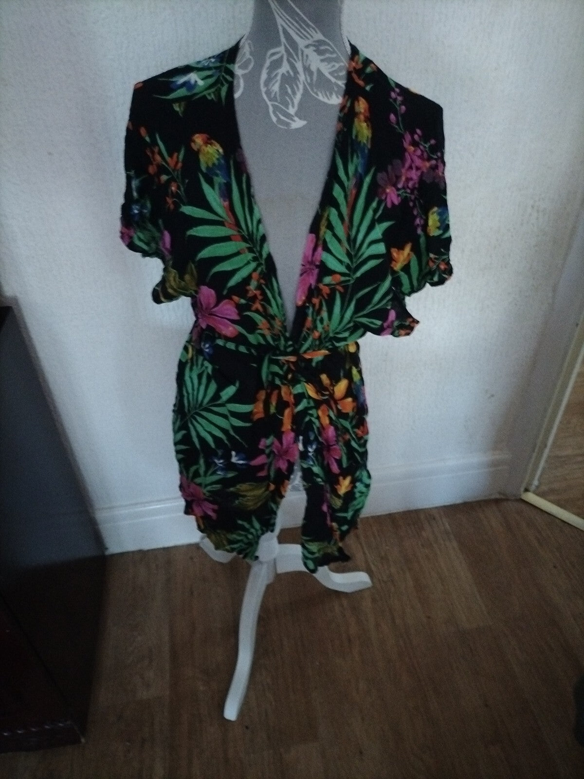 Ladies Primark Size Medium Multi Short Sleeved Top