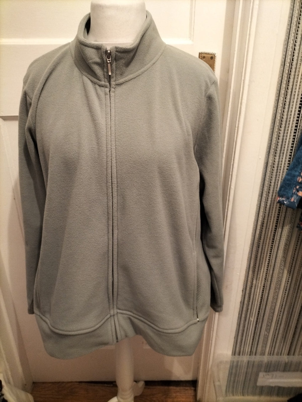 Ladies BM Essential Size XL Green Full Zip Jacket Jumper